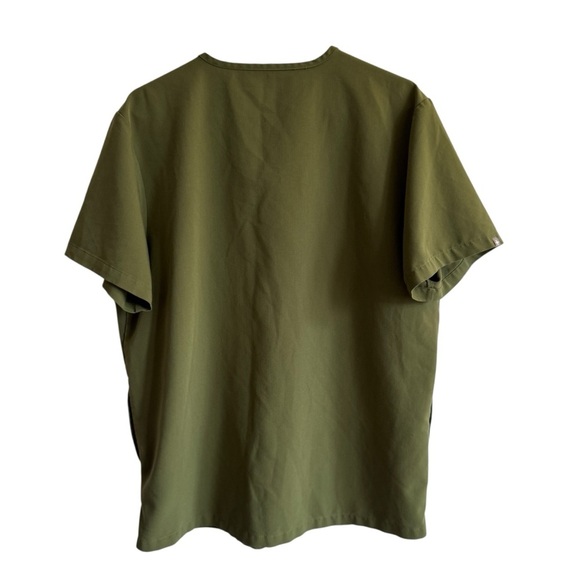 Figs Chisec Three-Pocket Scrub Top, Olive Green, Size L - Picture 6 of 7